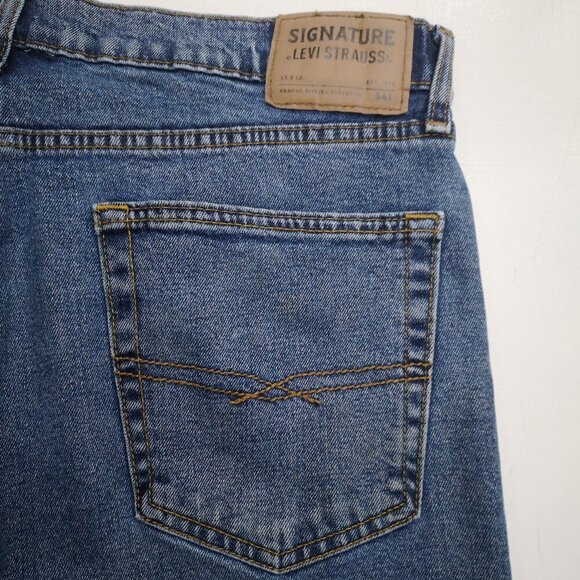 Signature by Levi Strauss S41 Medium Wash Men's Size 36/34 Blue Jeans - Picture 9 of 15